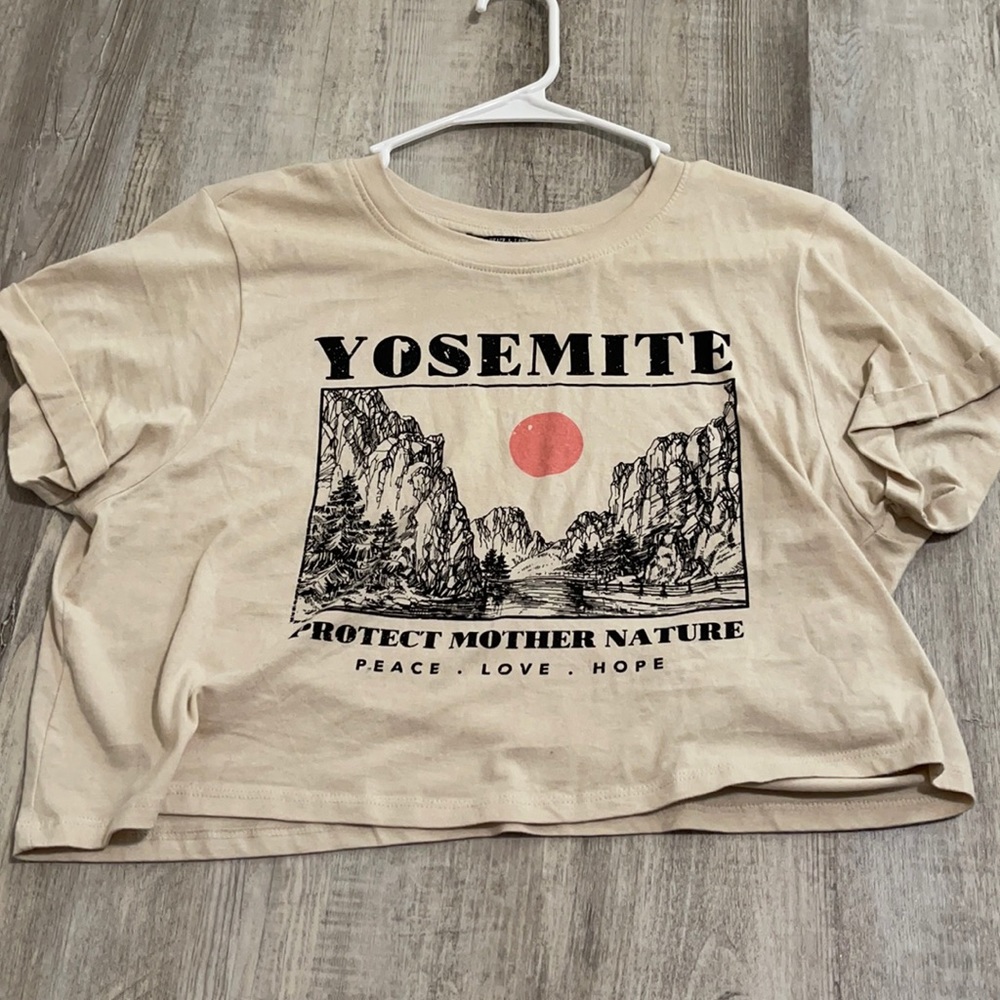 Cropped T-shirt